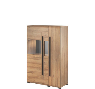 TASHIA dub grandson 42, vitrína