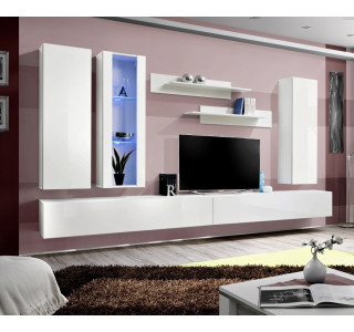 FLY E4, obývacia stena